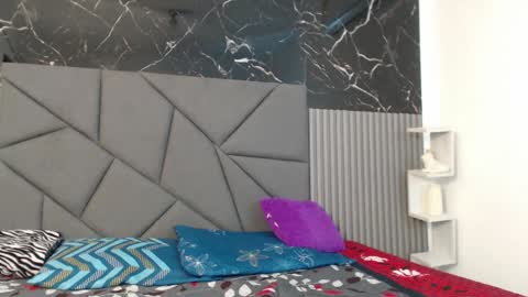 Megan online show from 12/11/24, 01:17