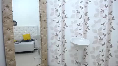 megan_sweet_1 online show from 01/29/25, 11:41