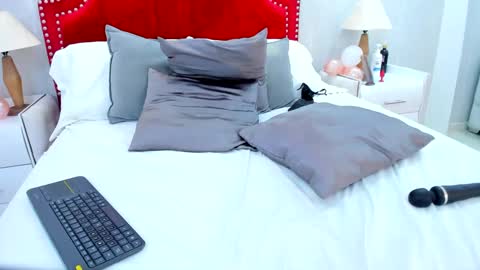 megan_sweet_1 online show from 02/12/25, 03:05