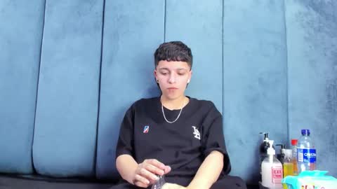 megan_thompsonn_ online show from 03/12/26, 02:50