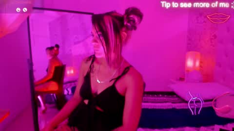 Snapshot of megan_tower chatting on 09/22/25, 10:01 megan_tower online show from 09/22/25, 10:01