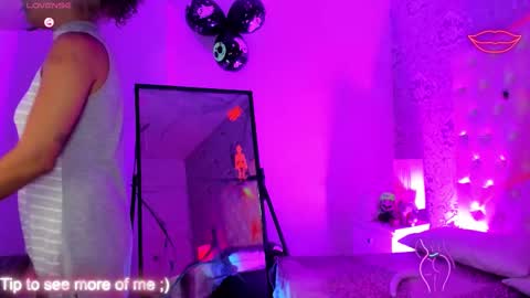 Snapshot of megan_tower chatting on 10/17/25, 10:45 megan_tower online show from 10/17/25, 10:45