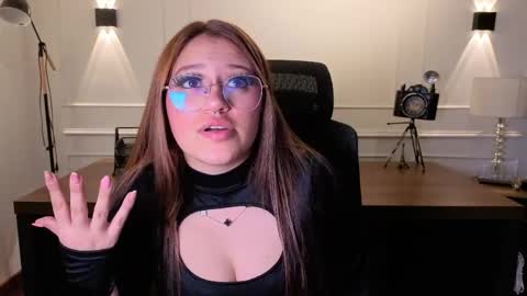 Snapshot of megan_vg chatting on 04/07/26, 11:43 Megan online show from 04/07/26, 11:43