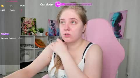Snapshot of megan_violer chatting on 06/04/26, 05:19 Megan Mon Fri 1600-2200pm Tue Wen Sat 0900-1600pm online show from 06/04/26, 05:19