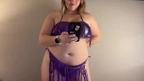 Meganashleyy212 online show from 02/02/25, 03:43