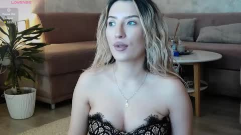 Megan online show from 05/19/26, 06:47