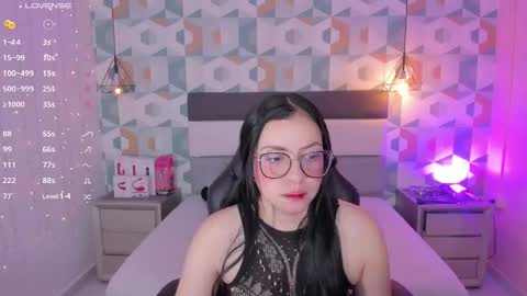 Megan  online show from 03/06/25, 12:30