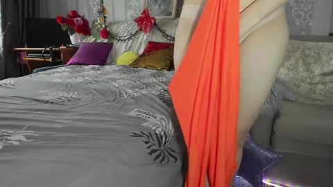 Nicki--------- Welcome to my Room online show from 03/19/26, 09:02