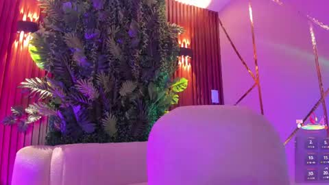 Snapshot of meganfox9 chatting on 06/10/26, 04:50 Megan Nice to meet you online show from 06/10/26, 04:50