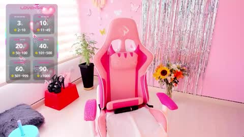 Snapshot of megankitty666 chatting on 02/17/26, 07:31 Megan online show from 02/17/26, 07:31