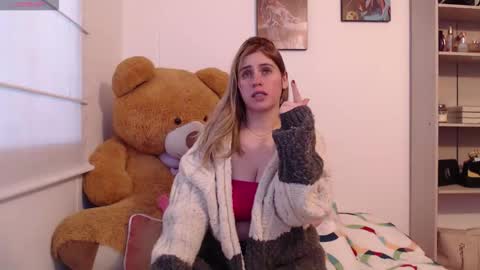 Snapshot of meganlk chatting on 02/10/26, 11:25 MEGAN online show from 02/10/26, 11:25