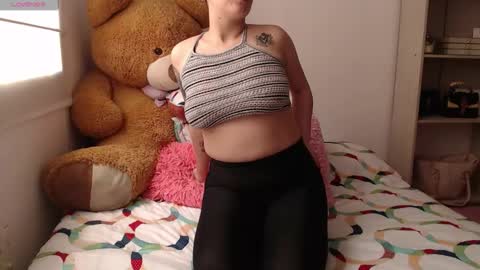 Snapshot of meganlk chatting on 02/11/26, 06:13 MEGAN online show from 02/11/26, 06:13