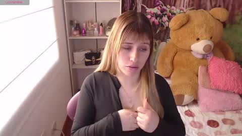 MEGAN online show from 04/22/26, 06:09