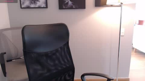 MEGAN online show from 06/09/26, 06:41