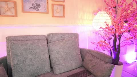 Megan Lowell online show from 04/04/26, 07:11