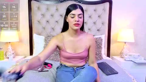 Snapshot of meganmistress_ chatting on 03/02/26, 12:01 MeganM online show from 03/02/26, 12:01