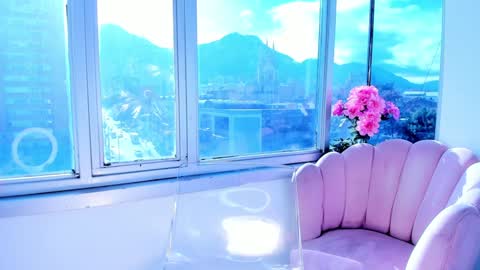 Snapshot of megann__sweet chatting on 12/20/24, 01:33 Mara online show from 12/20/24, 01:33