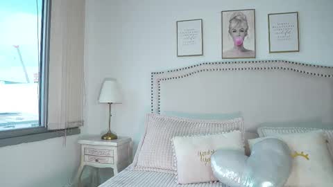 Mara online show from 12/05/25, 01:52