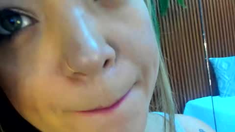 Megan online show from 12/16/25, 01:05