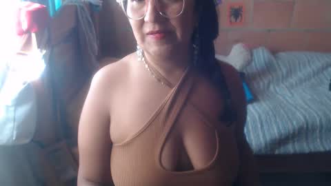 Snapshot of meganny_2023 chatting on 02/04/26, 01:39 Danny online show from 02/04/26, 01:39