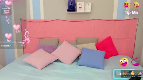 Snapshot of meganqueen2 chatting on 02/05/25, 04:47 Megan Queen online show from 02/05/25, 04:47