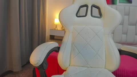 Megan Queen online show from 05/05/26, 12:46