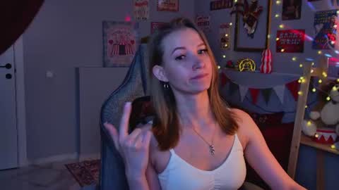 Snapshot of meganrodgers chatting on 06/24/26, 05:23 megan online show from 06/24/26, 05:23