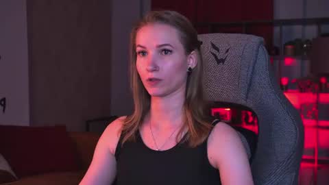 Snapshot of meganrodgers chatting on 07/11/26, 05:26 megan online show from 07/11/26, 05:26