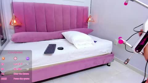 Megan  online show from 12/18/25, 07:53