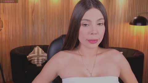 Snapshot of meganscottx chatting on 06/17/26, 12:07 Megan online show from 06/17/26, 12:07