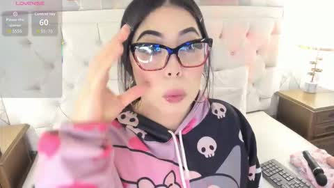 Megan online show from 09/09/25, 11:32