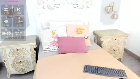 Megan online show from 11/05/25, 12:27