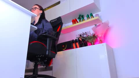 Megan online show from 01/06/26, 08:01