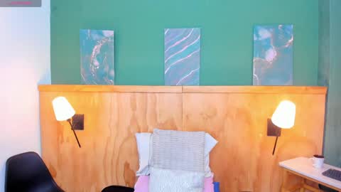 Megan online show from 04/23/26, 12:15