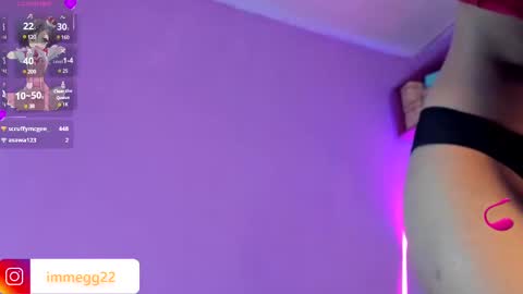 Snapshot of meganthompsonn chatting on 03/09/25, 11:03 Megan online show from 03/09/25, 11:03
