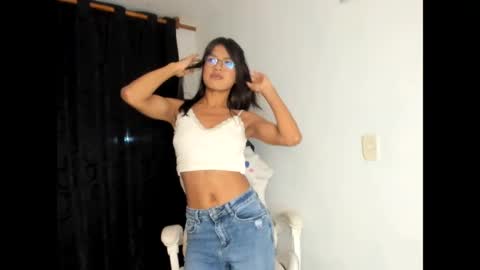 Snapshot of meganthompsonn chatting on 05/20/26, 07:14 Megan online show from 05/20/26, 07:14