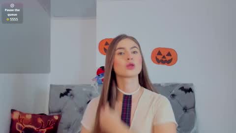 Snapshot of meganysammy chatting on 10/22/25, 02:28 megansammy online show from 10/22/25, 02:28