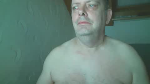 Snapshot of megatel chatting on 09/20/25, 11:50 megatel online show from 09/20/25, 11:50