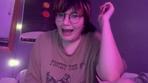 Megeggs online show from 10/20/25, 04:24