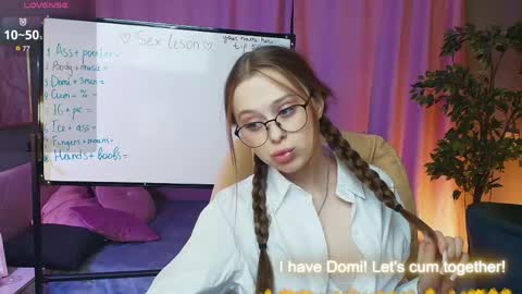 Snapshot of megg_ryan chatting on 04/29/26, 02:10 megg_ryan online show from 04/29/26, 02:10