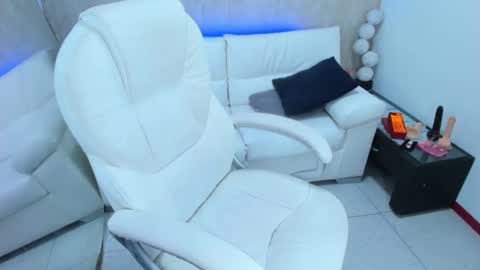 meggan online show from 01/17/25, 09:39