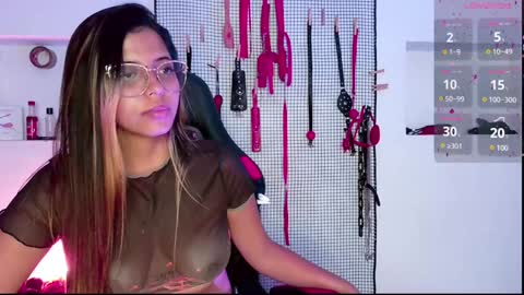 Snapshot of meggan_greey chatting on 01/11/25, 03:23 Your best slave  online show from 01/11/25, 03:23