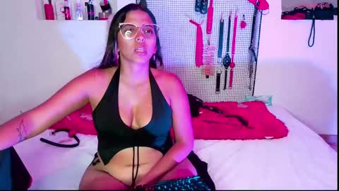 Snapshot of meggan_greey chatting on 02/18/25, 08:58 Your best slave  online show from 02/18/25, 08:58
