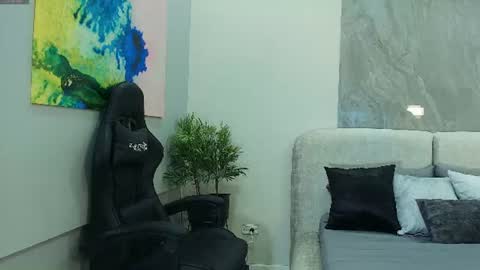 MEGGAN LUXX online show from 08/03/26, 11:05