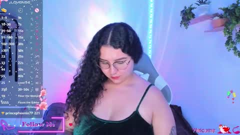 Snapshot of meggan_millerr chatting on 02/12/26, 01:22 online show from 02/12/26, 01:22