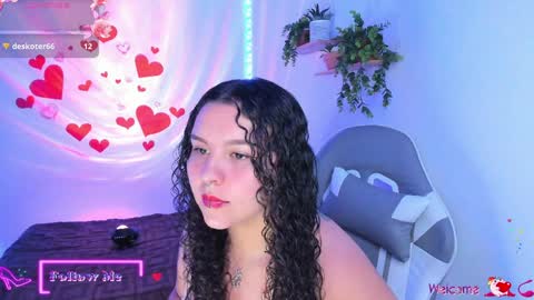 Snapshot of meggan_millerr chatting on 04/07/26, 09:48 online show from 04/07/26, 09:48