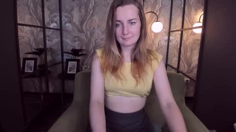 Meggy online show from 11/04/25, 01:43