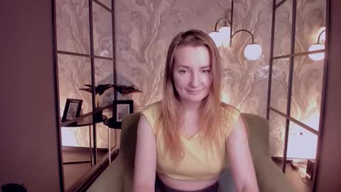 Meggy online show from 11/11/25, 01:55