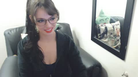 Snapshot of meghan_cherrys chatting on 01/09/25, 06:17 meghan online show from 01/09/25, 06:17