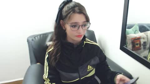 Snapshot of meghan_cherrys chatting on 02/19/25, 02:44 meghan online show from 02/19/25, 02:44